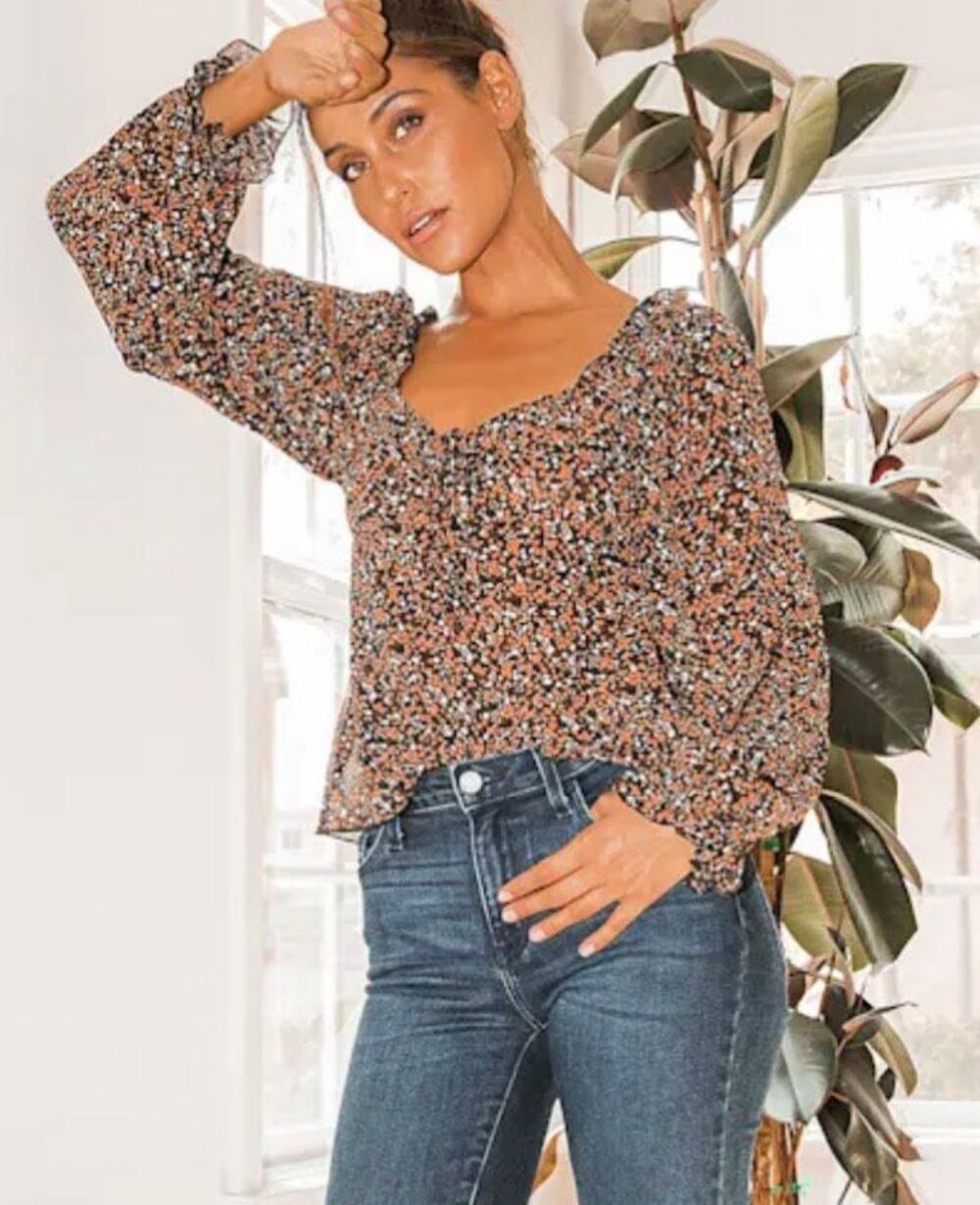 Lulu’s Autumn Bloom long sleeve black floral ruffled blouse - XS
